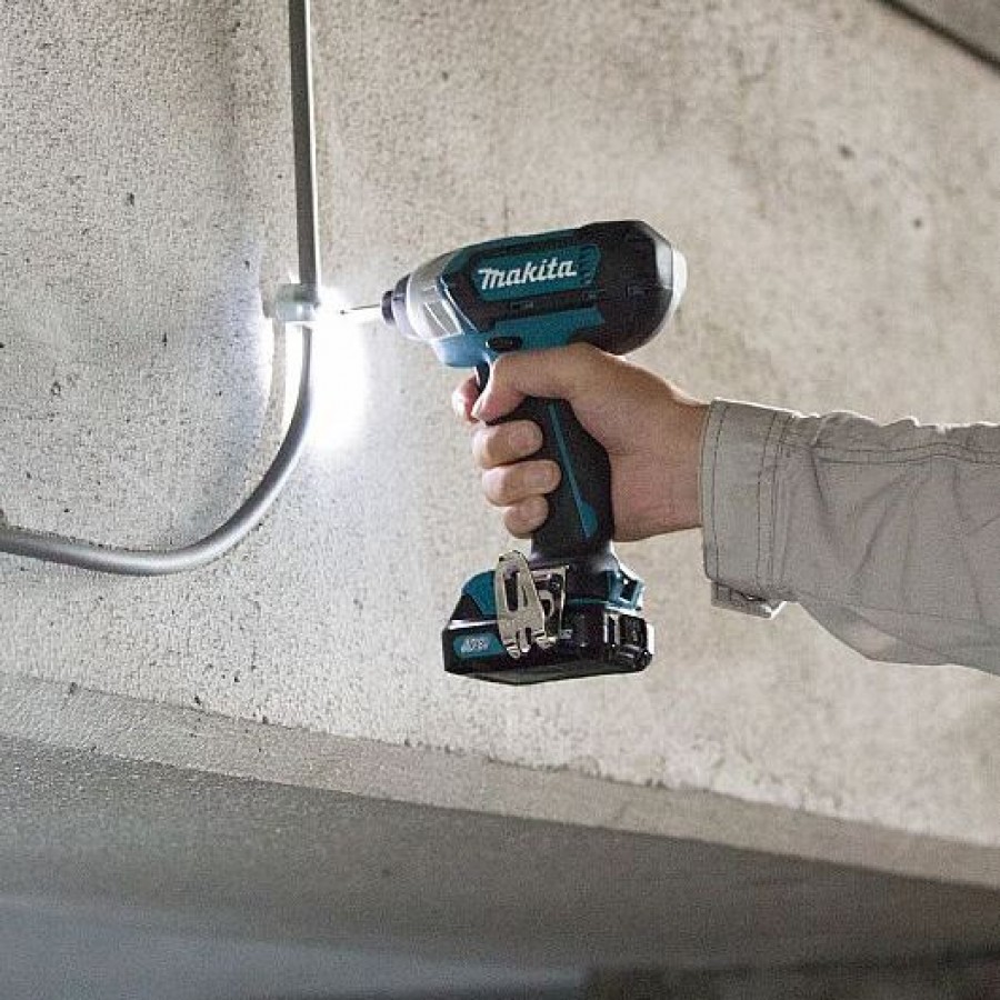 M&aacute;y siết bu l&ocirc;ng d&ugrave;ng pin Makita DTW180Z 18V