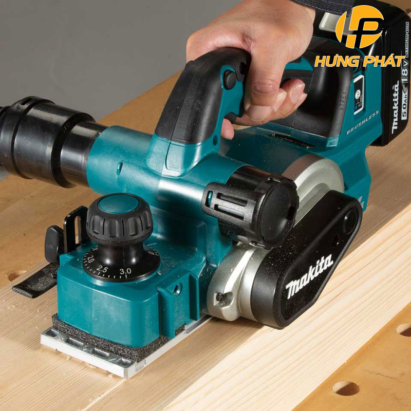 M&aacute;y b&agrave;o gỗ d&ugrave;ng pin Makita DKP181ZU - Makita Hưng Ph&aacute;t