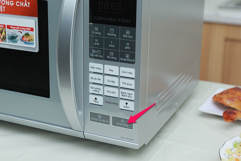 Nhấn nút “Khởi động” 3 lần trong 10 giây để kích hoạt khóa an toàn Nhấn nút “Khởi động” 3 lần trong 10 giây để kích hoạt khóa an toàn