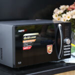 Lò vi sóng Sanyo EM-G3850V 23 lít