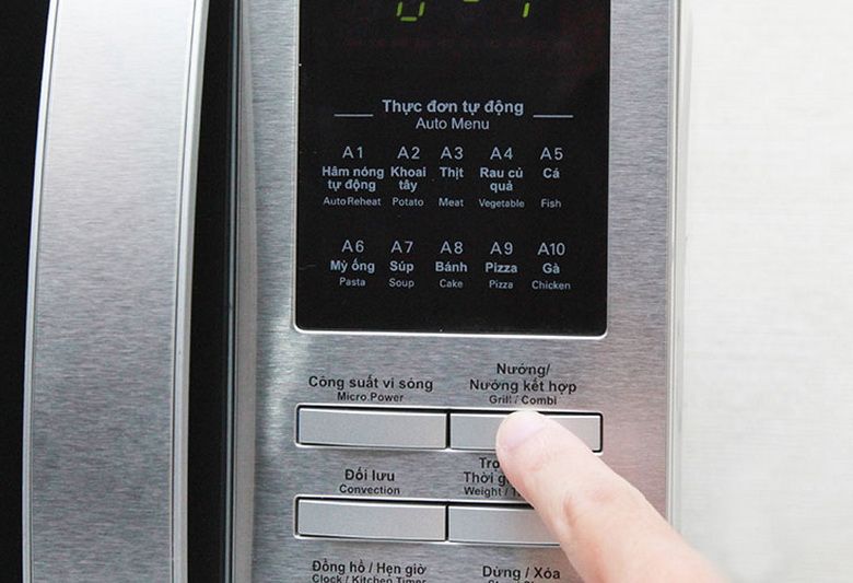 Kích hoạt chức năng nướng/ nướng kết hợp Kích hoạt chức năng nướng/ nướng kết hợp