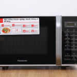 Lò vi sóng có nướng Panasonic NN-GT35HMYUE 23 lít