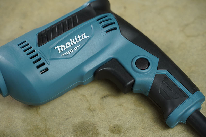 M&aacute;y khoan Makita M6000B