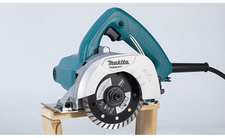 Máy Cắt Gạch Makita M4101B
