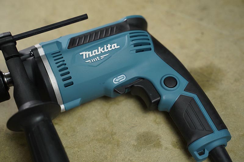 M&aacute;y khoan động lực Makita M8104B