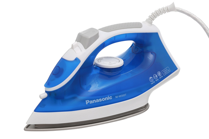 Bàn ủi hơi nước Panasonic NI-M300TARA-1 Bàn ủi hơi nước Panasonic NI-M300TARA-1