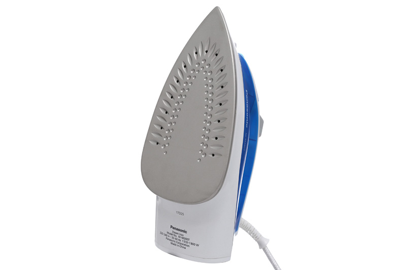 Bàn ủi hơi nước Panasonic NI-M300TARA-2 Bàn ủi hơi nước Panasonic NI-M300TARA-2